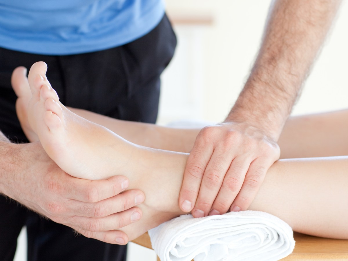 Why Should You Consult a Podiatrist About Dark Lines on Your&nbsp;Toes?